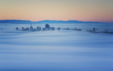 早上，索萨利托，加利福尼亚州，雾