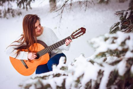 冬天，雪，喜悦，女孩，吉他，播放，心情