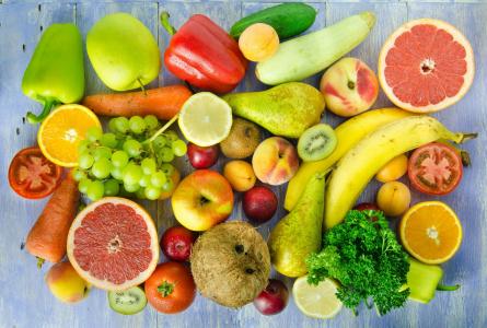 水果，蔬菜，香蕉，葡萄柚，西葫芦，胡萝卜，黄瓜，苹果，葡萄