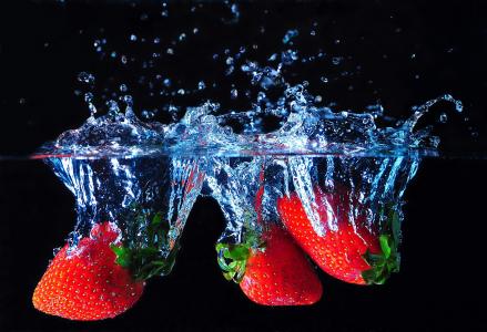 草莓，浆果，水，宏