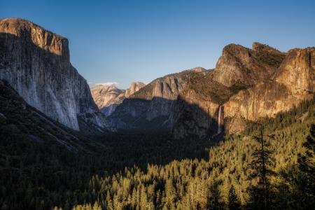 加利福尼亚州优胜美地国家公园，优胜美地国家公园，山谷，岩石，山脉，瀑布，森林