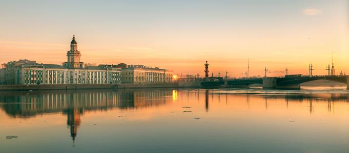 早上，春天，圣彼得堡