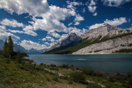 景观，山，河，天空，云，加拿大古老的哥特山