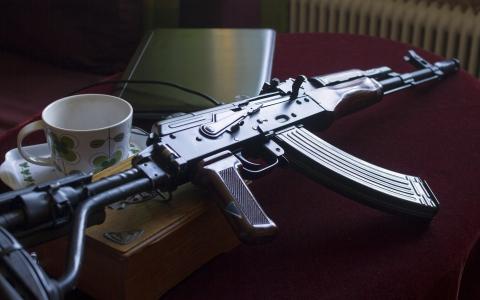 枪，匈牙利，akm