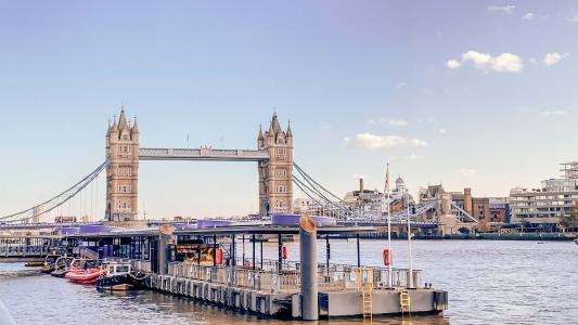 壮观迷人的伦敦塔桥
