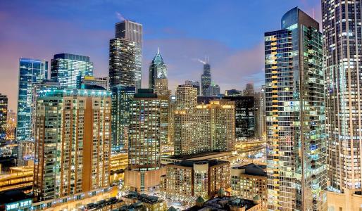 芝加哥，芝加哥，夜晚的城市，摩天大楼