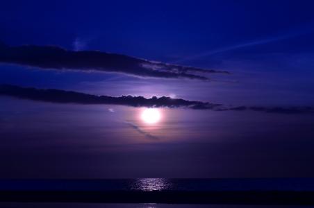 海，月亮，夜，云，波浪