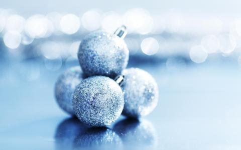 圣诞球，蓝色的颜色