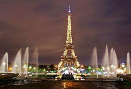 艾菲尔铁塔，巴黎，艾菲尔铁塔