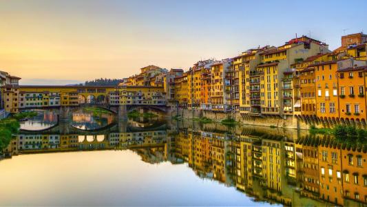 Ponte Vecchio，佛罗伦萨，意大利，阿尔诺河，瓦萨里走廊，Ponte Vecchio，佛罗伦萨，意大利，桥，阿尔诺河，走廊Vasari，反射，建筑物，河
