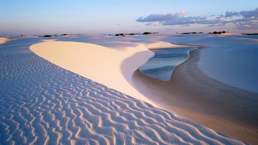 沙子，水，天堂