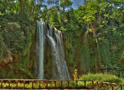莫纳斯特里奥德彼德拉，西班牙，西班牙，公园，瀑布，悬崖，悬崖，溪流，树木