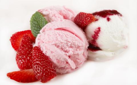 薄荷，草莓冰淇淋