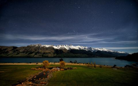 皇后镇，新西兰，瓦卡蒂普湖，新西兰，湖泊，山脉，天空，星星，星空，树木，风景
