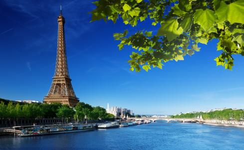 埃菲尔铁塔，巴黎，法国，艾菲尔铁塔，巴黎，法国，天空，叶子，绿色，夏天，河，塞纳河，桥梁