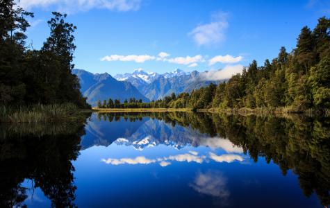 马西森湖，新西兰，南阿尔卑斯山，马西森湖，新西兰，南阿尔卑斯山，湖泊，山脉，森林，倒影