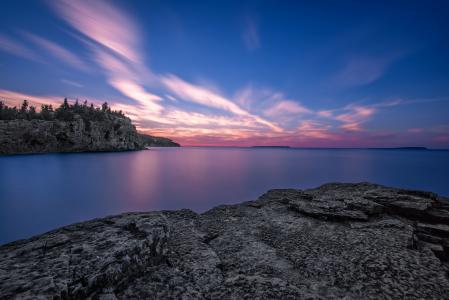 黎明，安大略省，湖，岩石