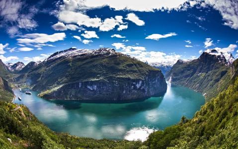 挪威，河，山，云，船舶，美丽的景色，景观，县仅仅是rom Romsdal，Sunnmere，盖朗厄尔峡湾，挪威，盖伦格峡湾