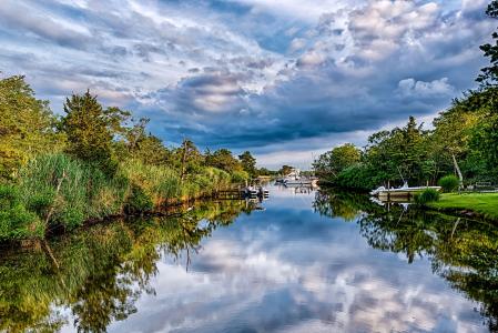 贝尔波特 - 纽约长岛，河流，树木，小船，风景