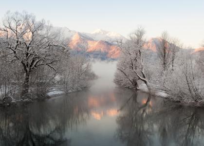 冬天，雾，山，雪，树，河