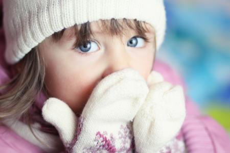 女孩，孩子，蓝色的眼睛，手套，看
