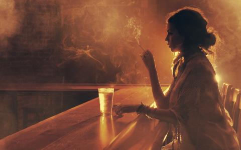 烟，酒吧，香烟，女孩，玻璃