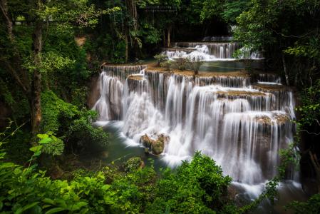 瀑布，Kanjanaburi，泰国，водопад