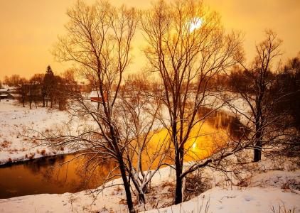 冬天，雪，白，黄色，光，树，河，日落