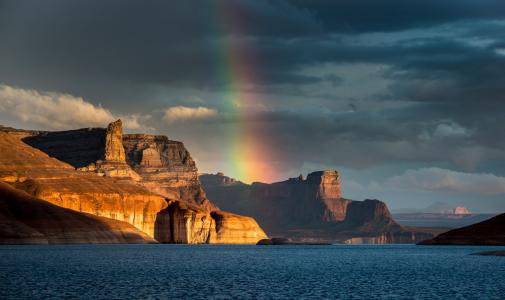 景观，彩虹，颜色，山，岩石，湖，水，天空，云，性质