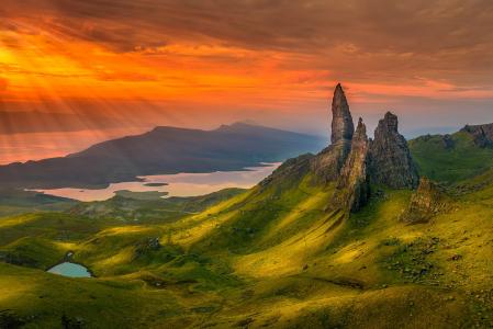 苏格兰斯凯岛，山，岩石，湖泊，景观