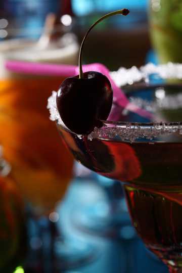 彩色果汁酒水图片