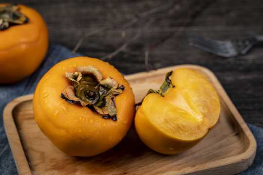 秋日金黄的柿子图片