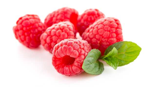 酸酸甜甜的树莓图片
